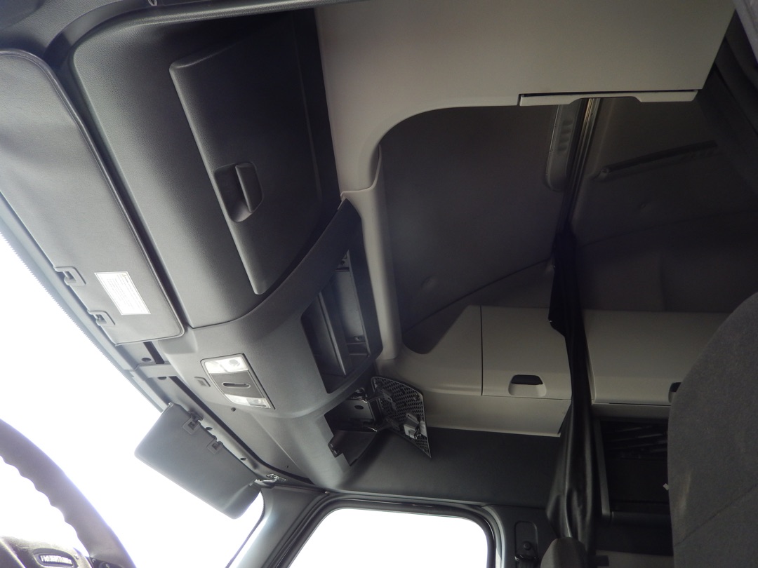 2019 FREIGHTLINER CASCADIA - Image 14